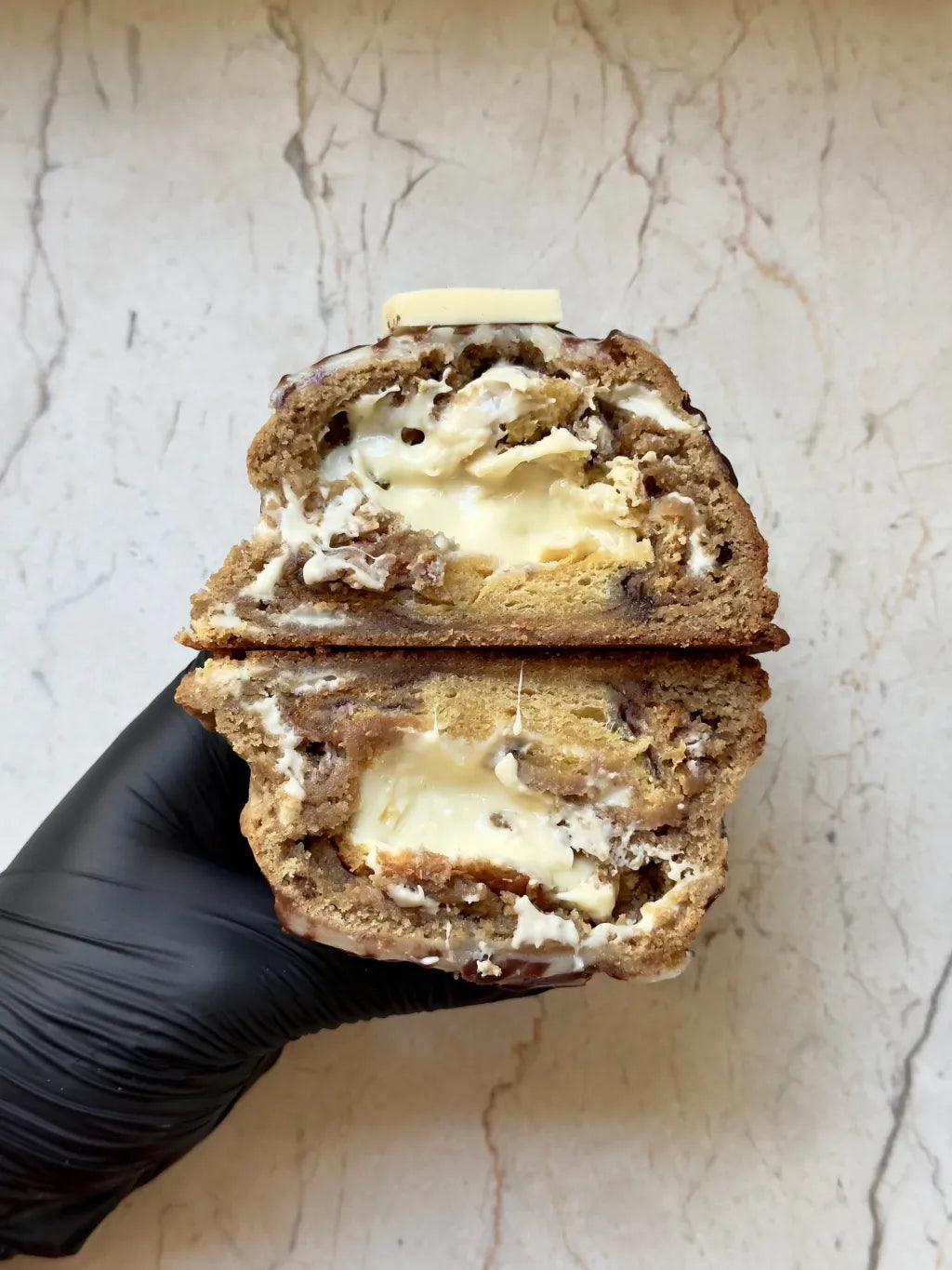 Chocotone Milka White